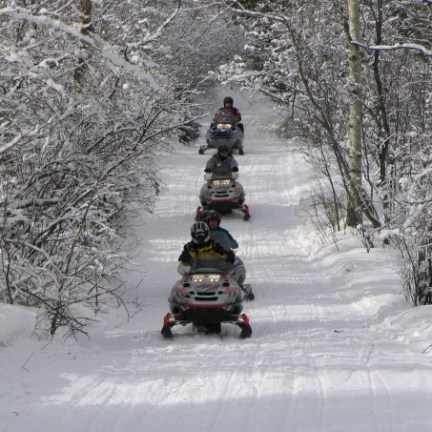 Steamboat-Springs-Snowmobiling