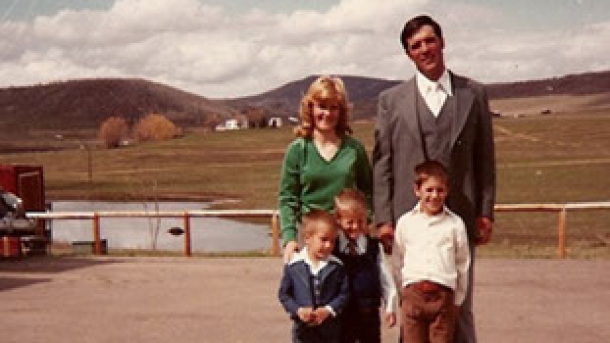 Wayne-and-Luanna-Iacovetto-and-Family