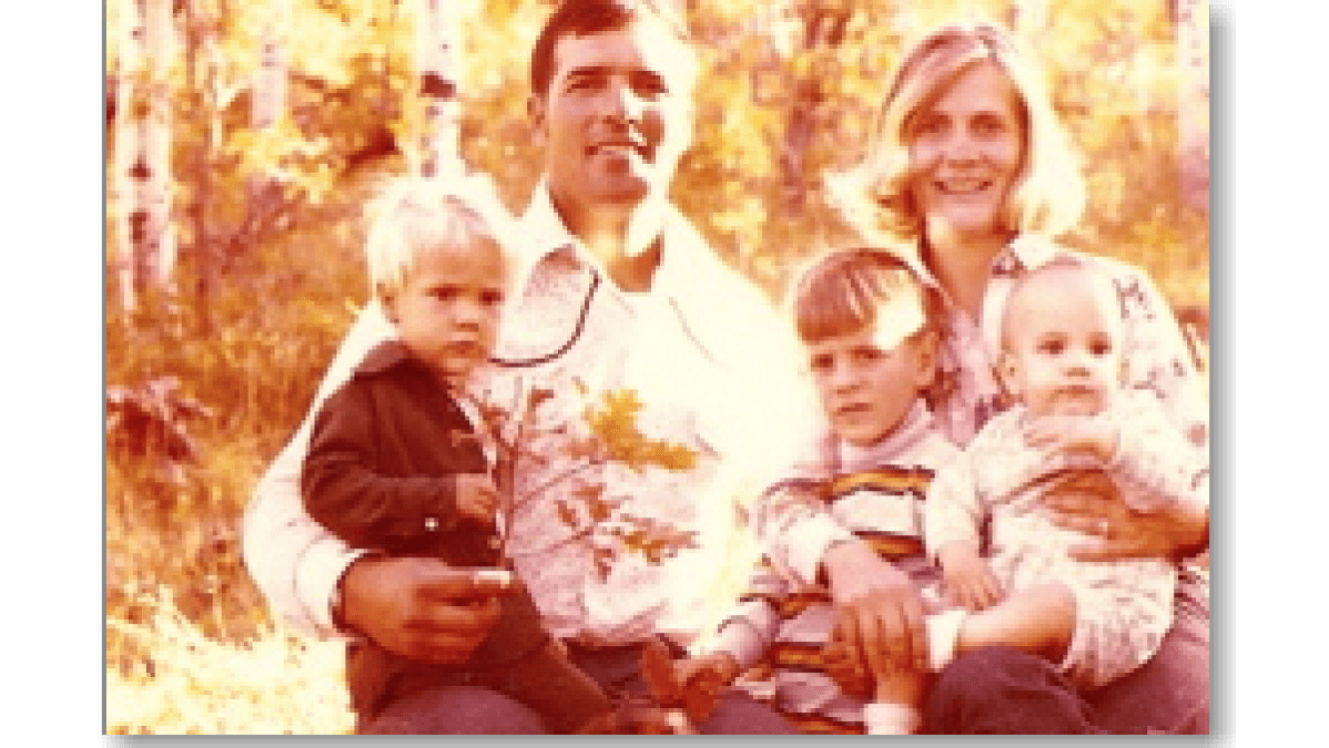 Wayne-and-Luanna-Iacovetto-and-Family